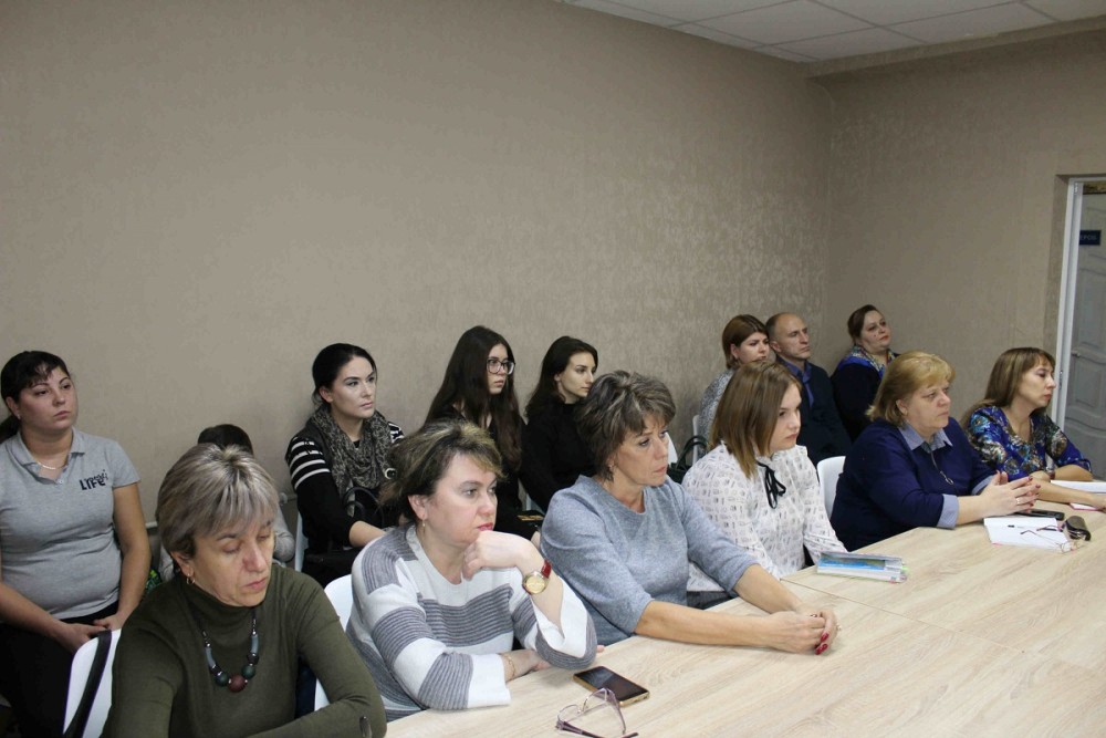 В филиале АГУ в Знаменске прошёл круглый стол по проблеме снюсов